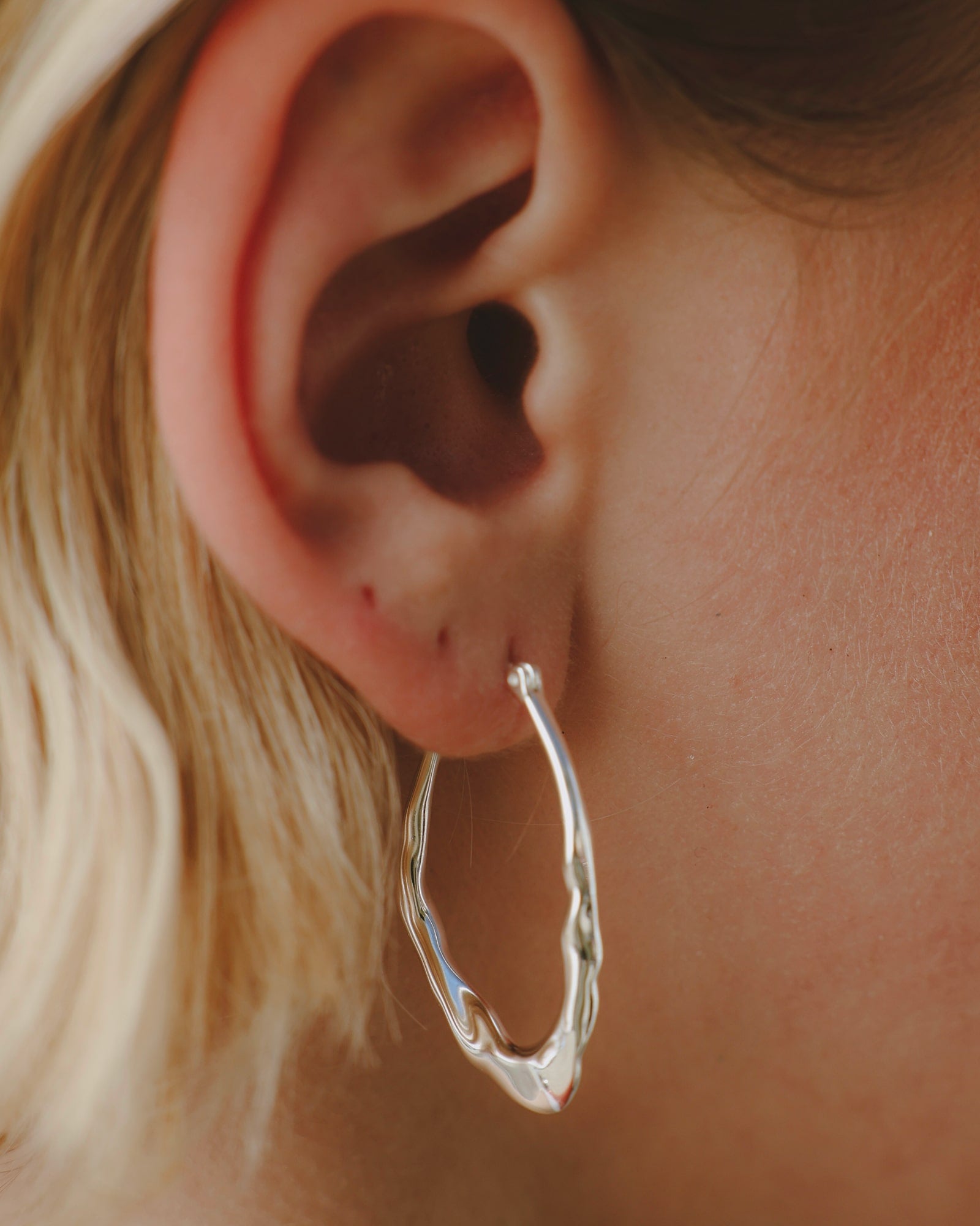 Dalia Hoops - Silver