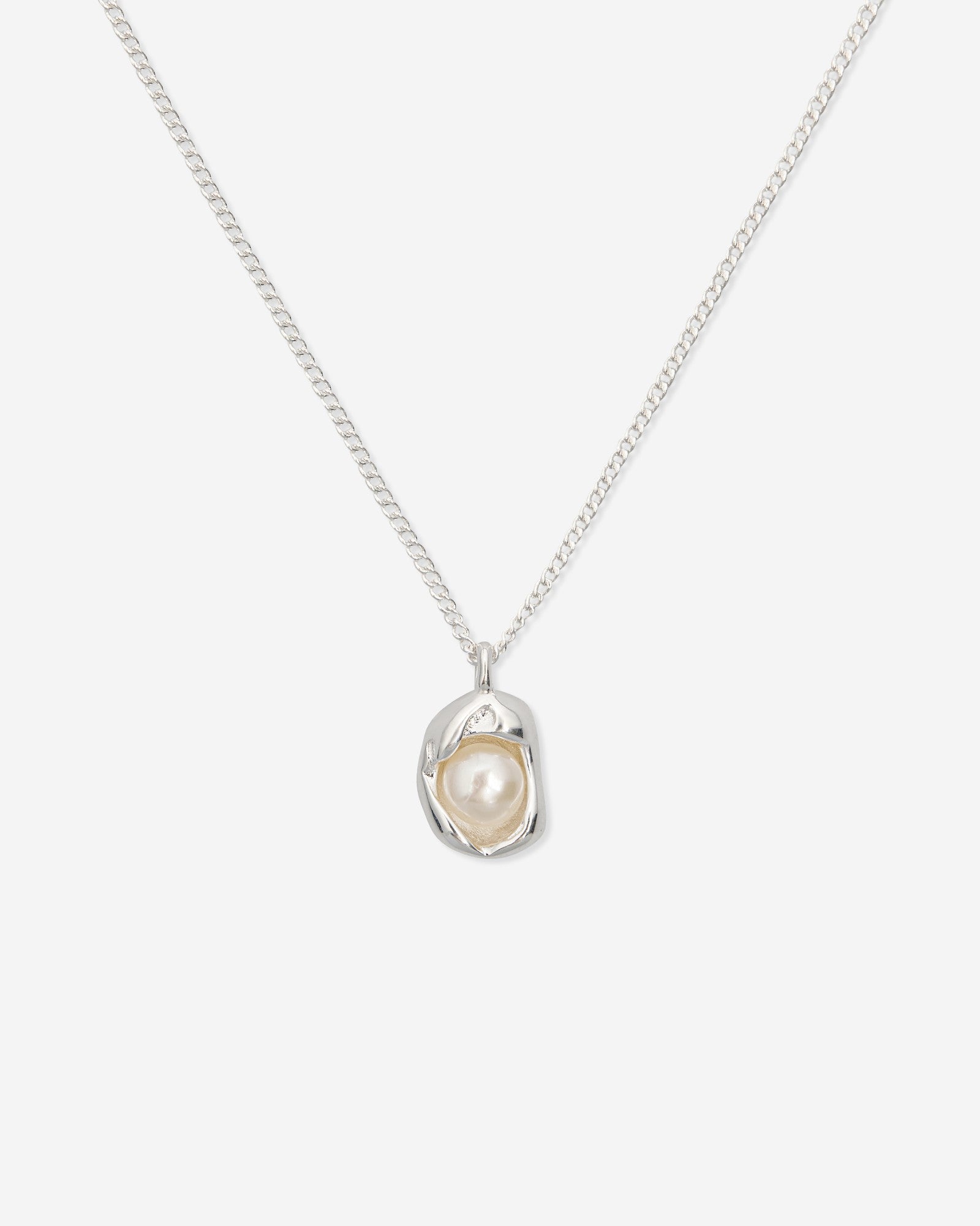 Baixa Isa Pearl Necklace in silver with pearl, for COLD SKIN.