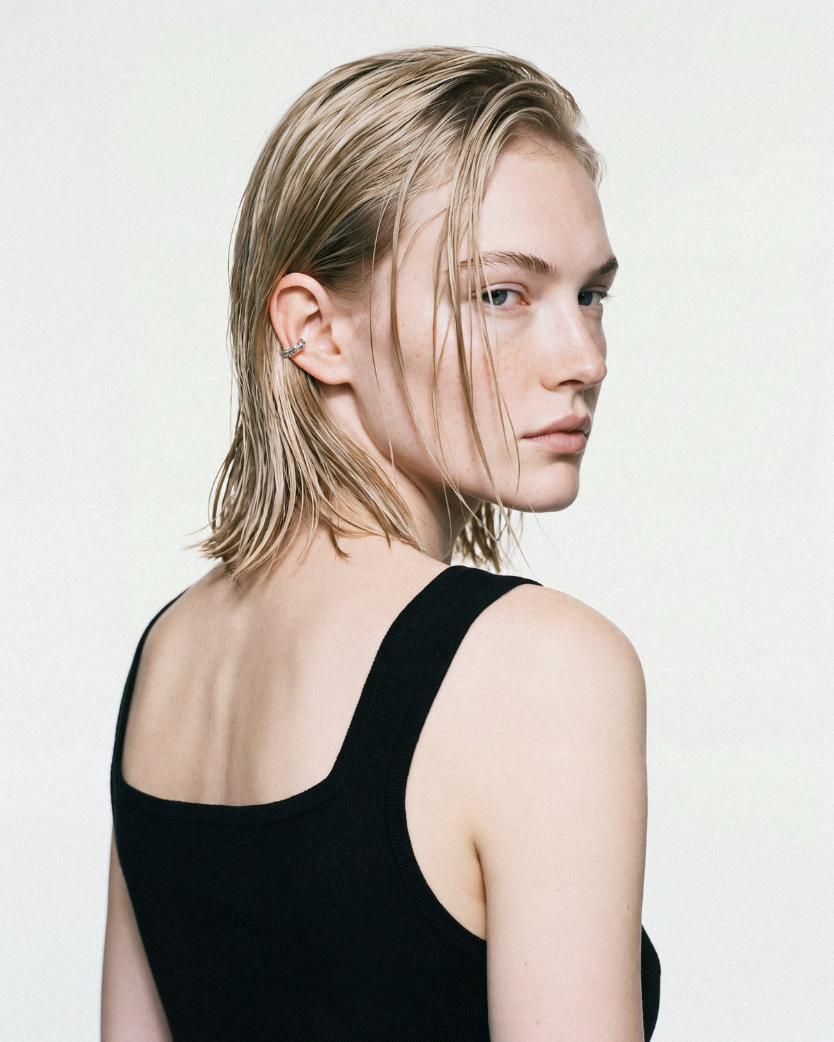 SEASTER Raw Ear Cuff Big in Silver, worn by a model, for COLD SKIN.