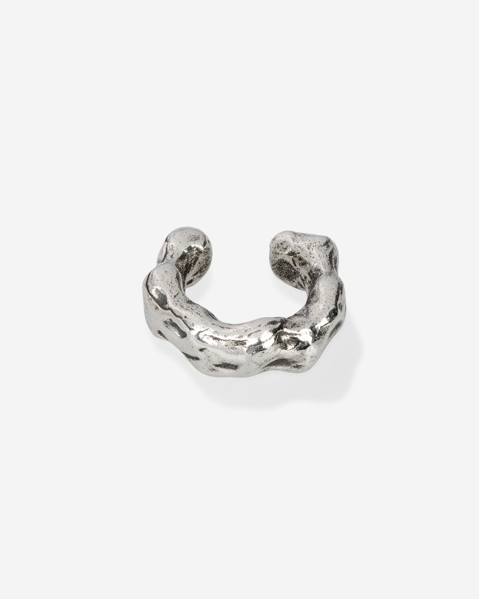 Seaster Raw Ear Cuff Big in silver, for COLD SKIN.