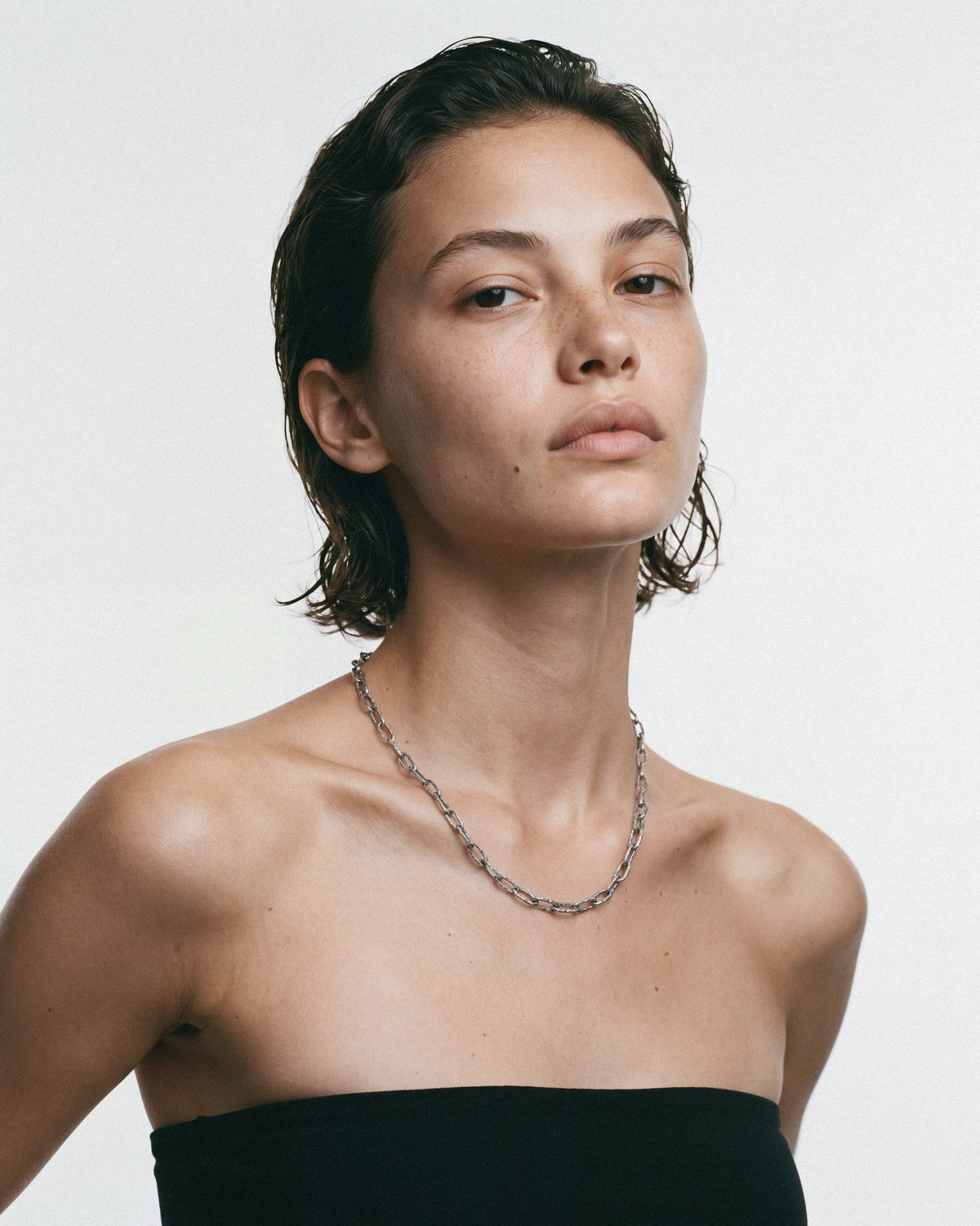 SEASTER Swell Chain in Silver, worn by a model, for COLD SKIN.