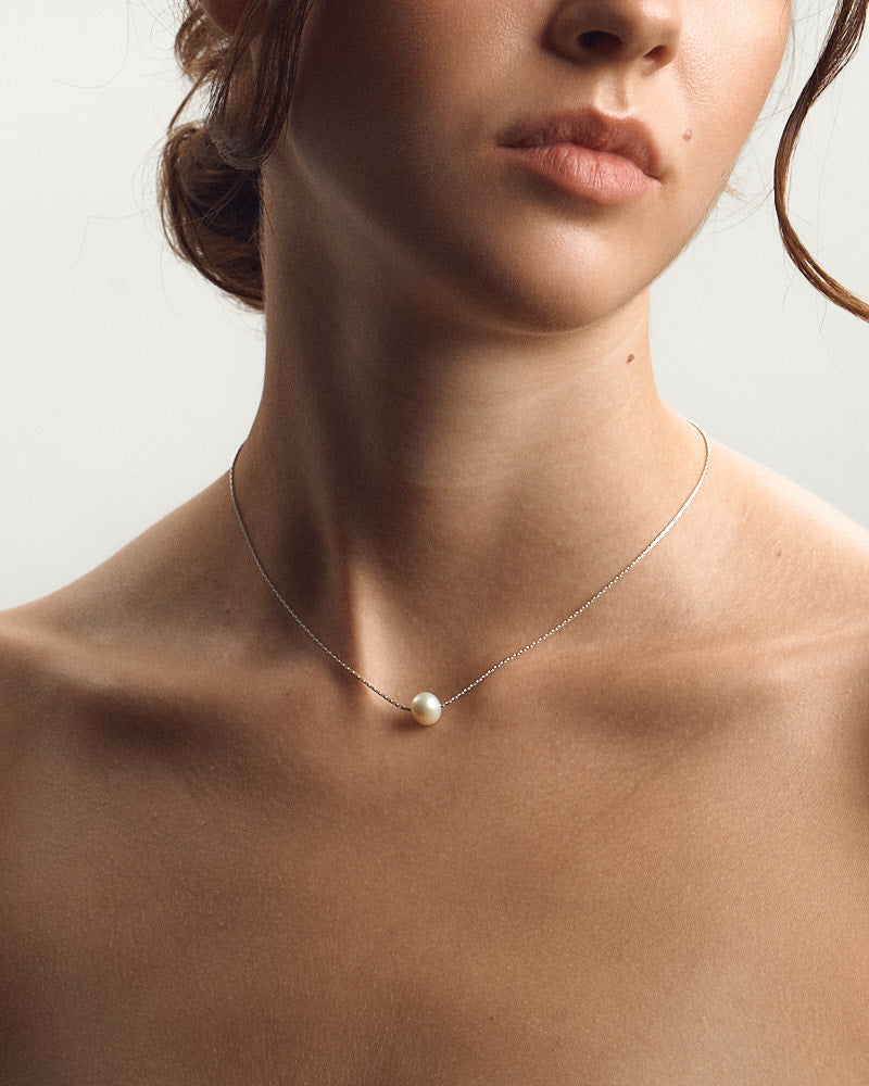 Sunny Dust Necklace - Silver & Pearls