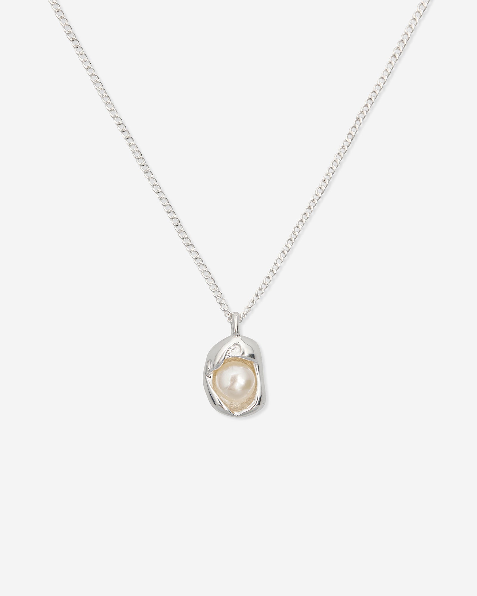 Isa Pearl Necklace - Silver & Pearl