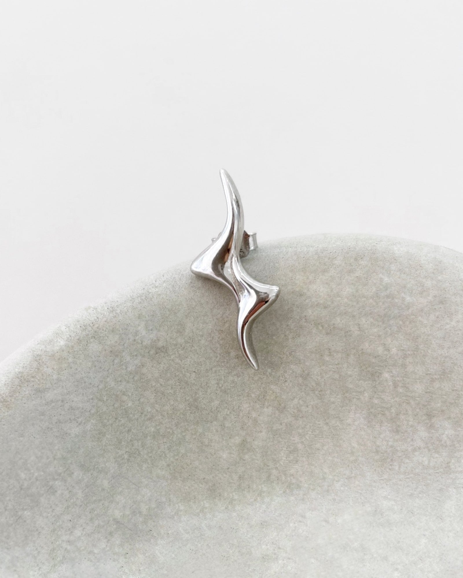 Raven Studs - Silver