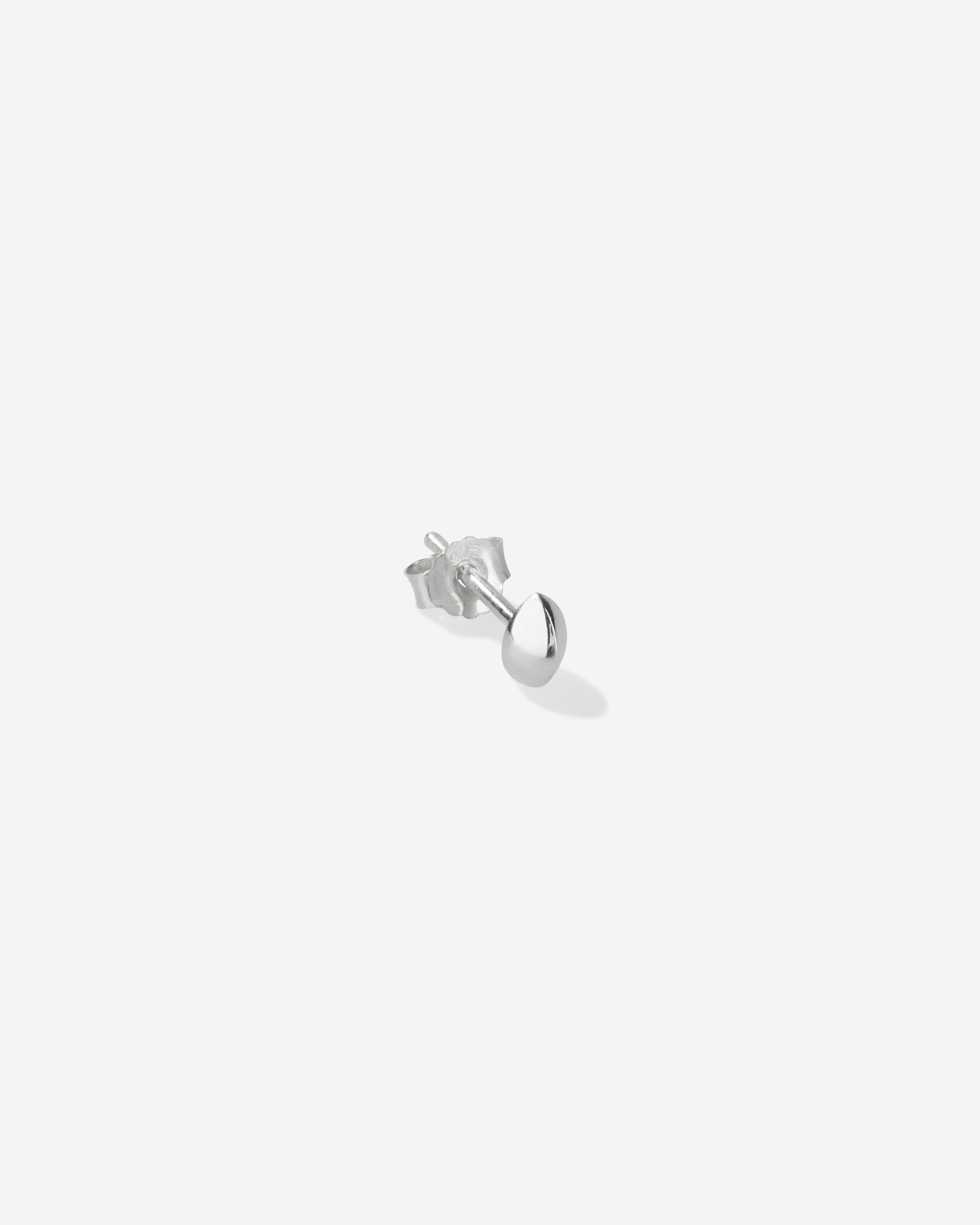 Saga Anchor Stud in silver, for COLD SKIN.