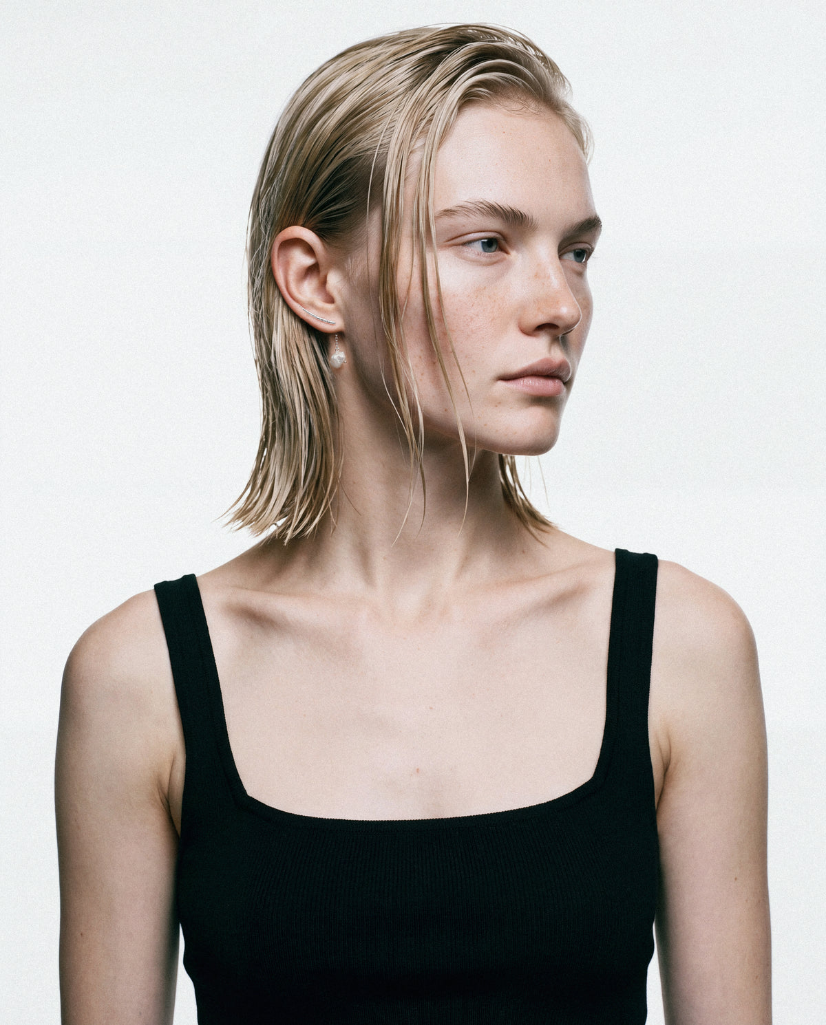 Model wearing the Sumbawa Ear Cuff - Silver