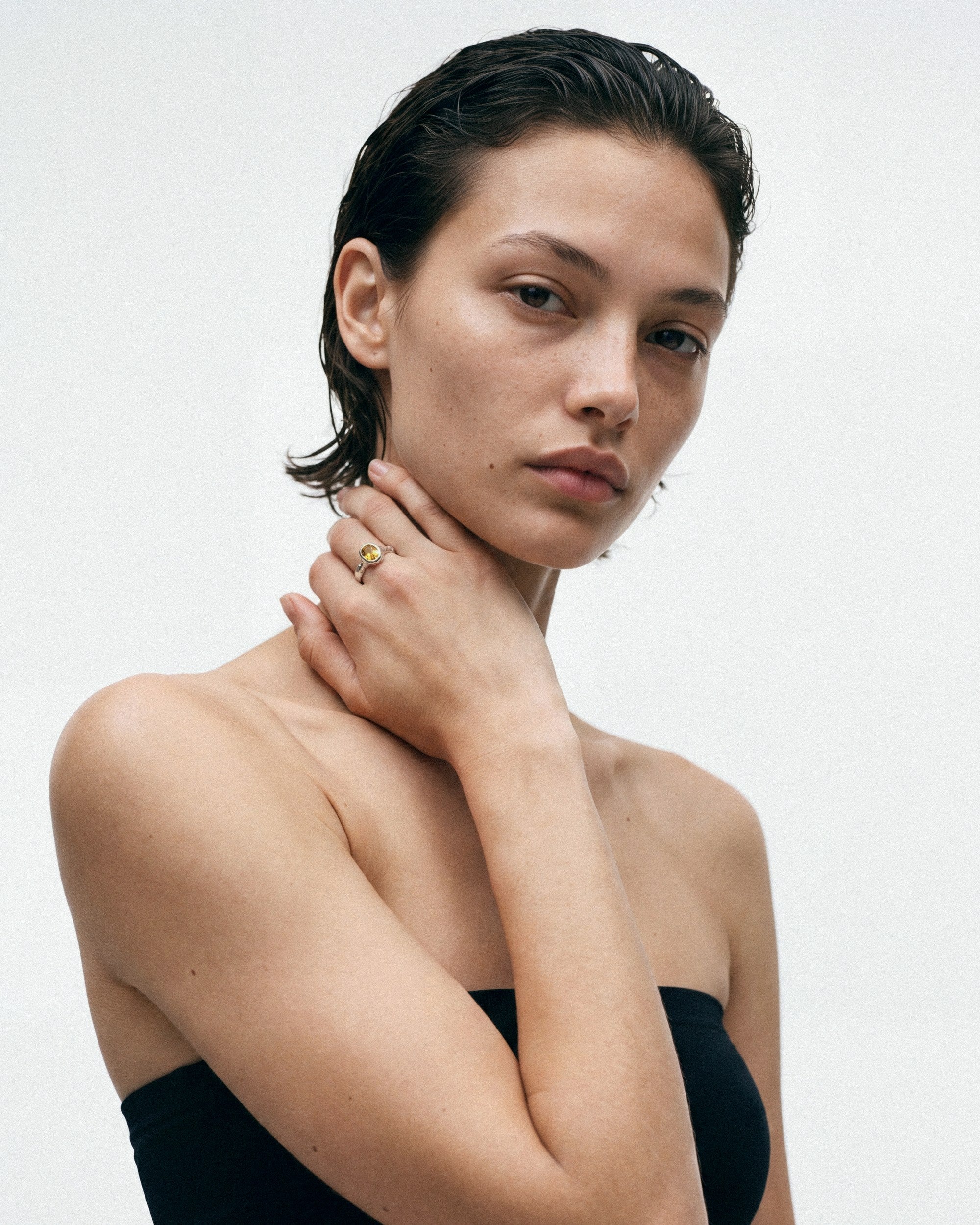 Arishi Elf Ring in silver with citrine, worn by a model, for COLD SKIN.