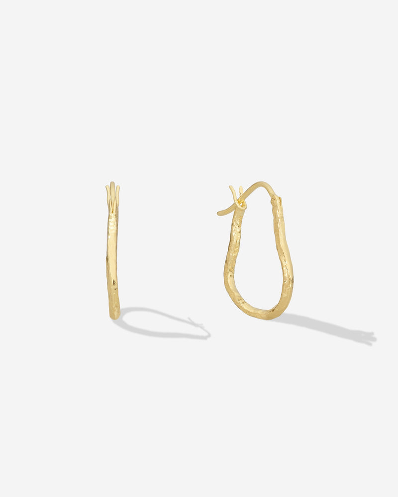 Seaster Mini Bawa Hoop in gold, for COLD SKIN.