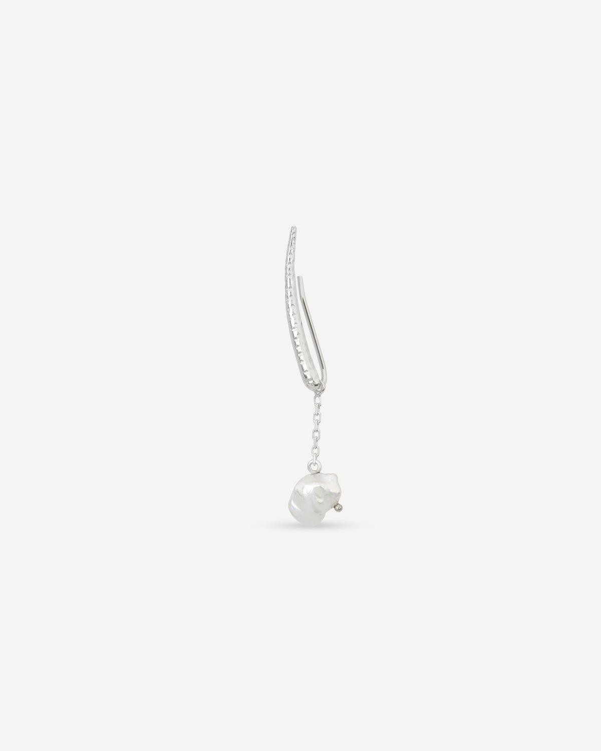 Seaster Sumbawa Ear Cuff in silver, for COLD SKIN.